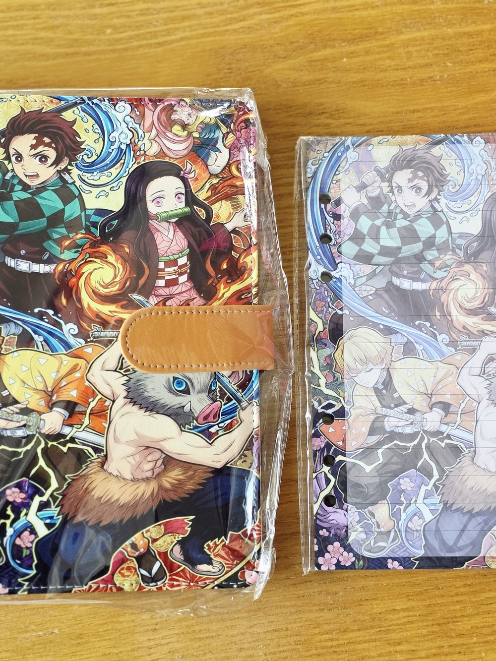 Demon Slayer Anime A5 Binder w Magnetic Closure Includes Colored Refill Paper.